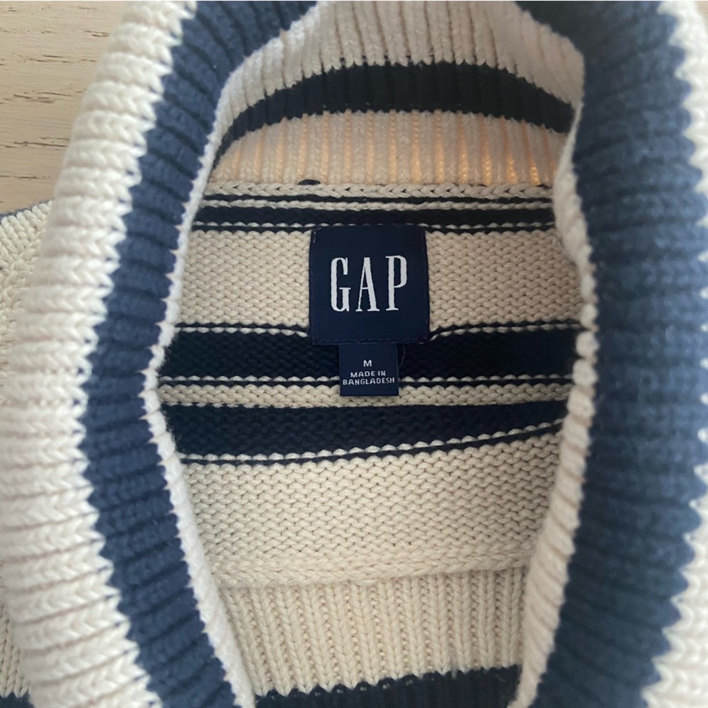 Gap Oversized Striped Cotton Turtleneck Sweater Medium Navy Ecru Breton EUC - Picture 4 of 7